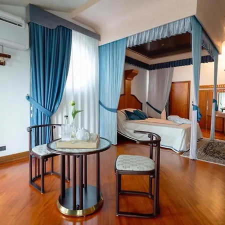 Ξενοδοχείο Resort Bellosguardo 3*
